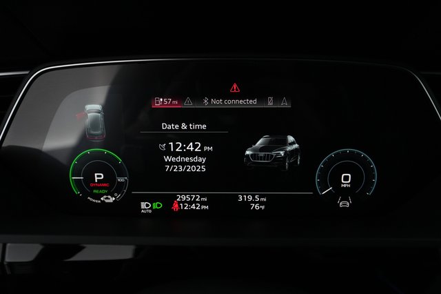 2021 Audi e-tron — photo 5 of 25