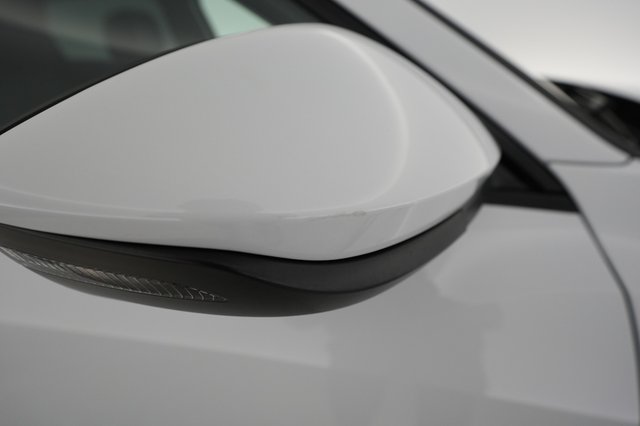 2021 Audi e-tron — photo 24 of 25