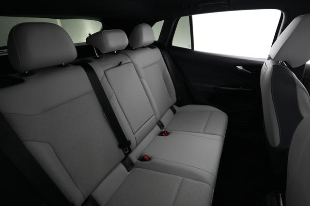 2021 Volkswagen ID.4 — photo 4 of 20
