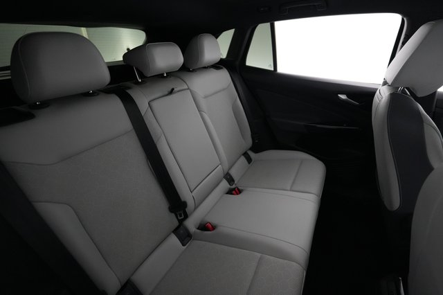 2021 Volkswagen ID.4 — photo 4 of 20