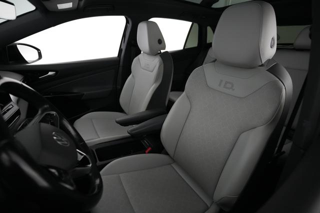 2021 Volkswagen ID.4 — photo 3 of 20