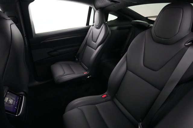 2022 Tesla Model X — photo 19 of 23
