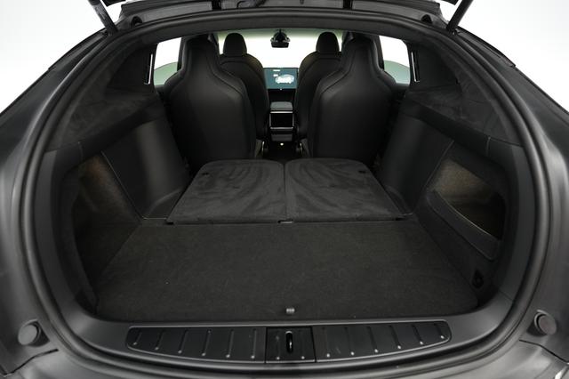 2022 Tesla Model X — photo 6 of 23