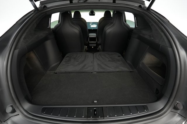 2022 Tesla Model X — photo 6 of 23