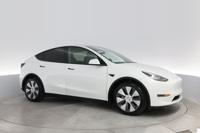 2021 Tesla Model Y — photo 11 of 22