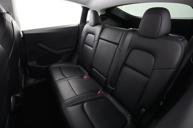 2021 Tesla Model Y — photo 19 of 22