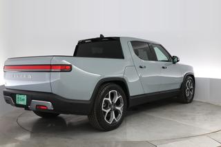 2024 Rivian R1T — photo 2 of 22