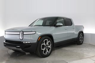 2024 Rivian R1T — VIN 7FCTGBAA8RN033057
