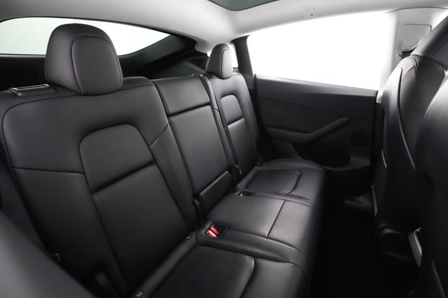 2023 Tesla Model Y — photo 4 of 22