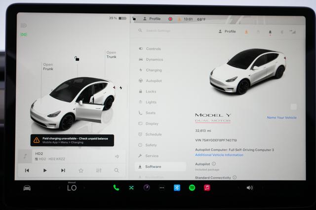 2023 Tesla Model Y — photo 5 of 22