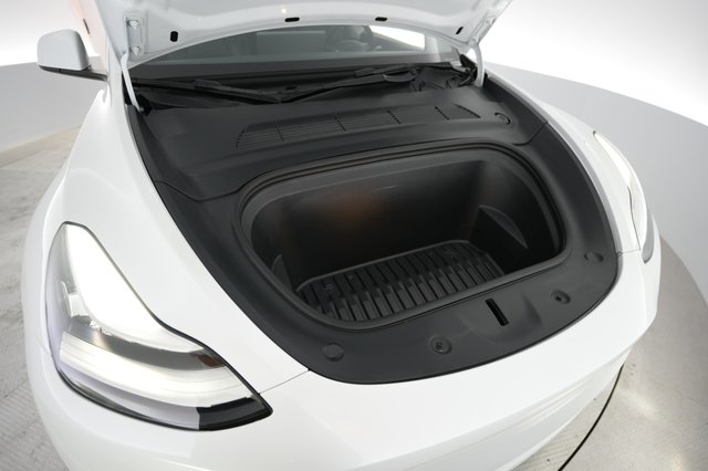 2022 Tesla Model Y — photo 21 of 22