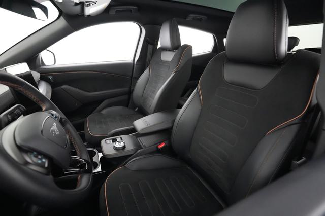 2023 Ford Mustang Mach-E — photo 3 of 22