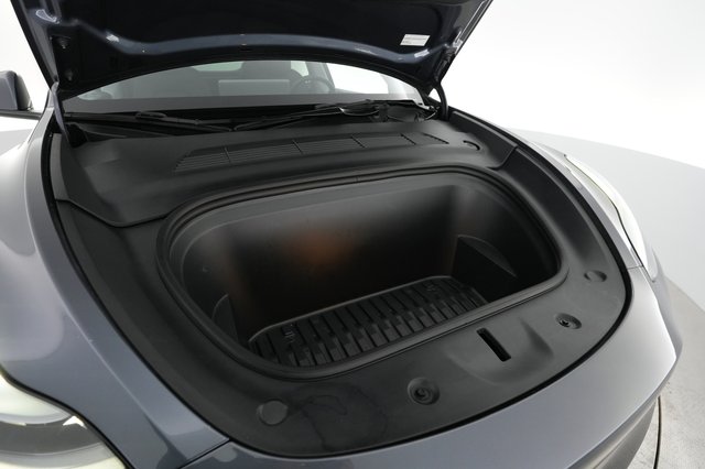 2023 Tesla Model Y — photo 21 of 26