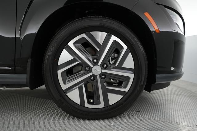 2022 Hyundai Kona — photo 7 of 25