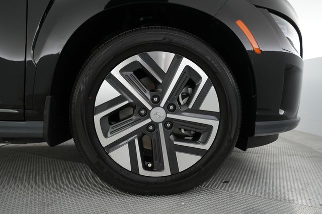 2022 Hyundai Kona — photo 7 of 25