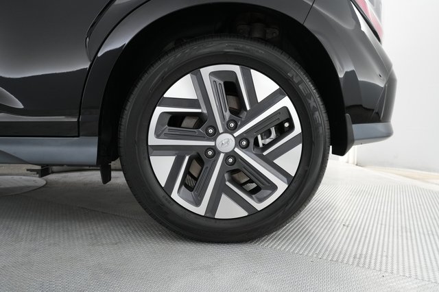 2022 Hyundai Kona — photo 16 of 25