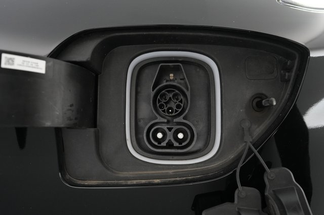 2022 Hyundai Kona — photo 8 of 25