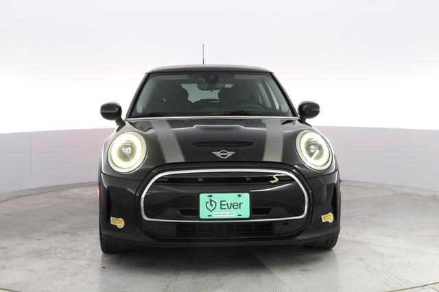 2023 MINI Cooper SE — photo 9 of 21