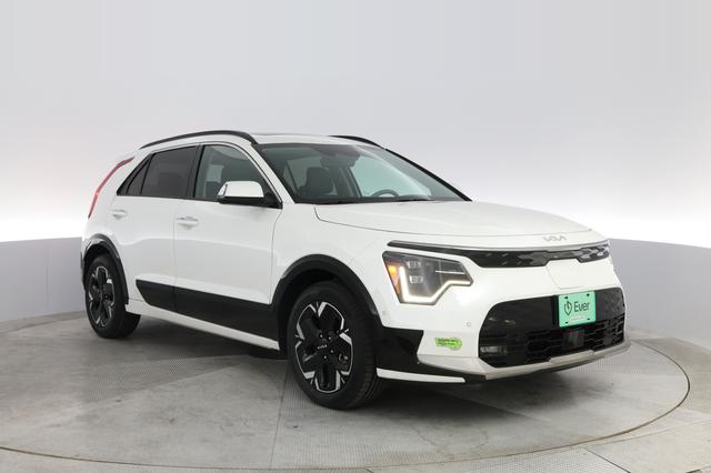 2023 Kia Niro EV — photo 10 of 23