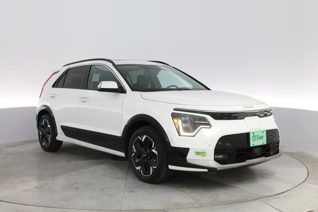 2023 Kia Niro EV — photo 10 of 23