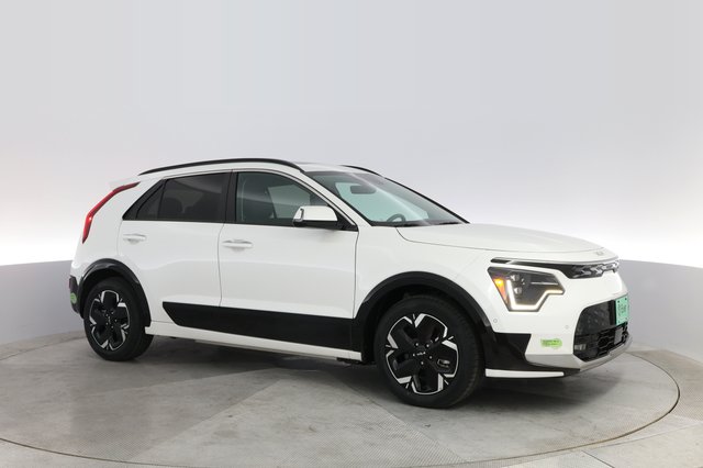 2023 Kia Niro EV — photo 11 of 23