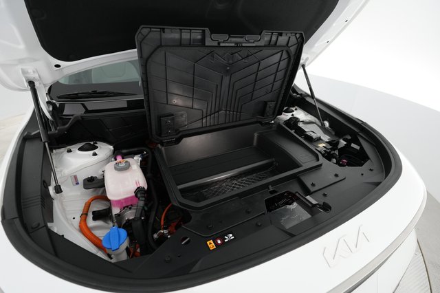 2023 Kia Niro EV — photo 21 of 23