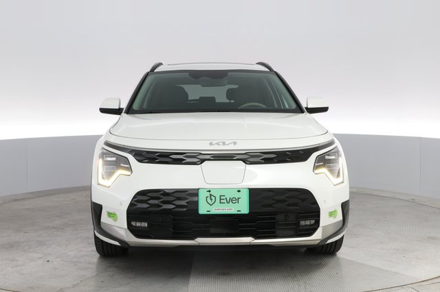 2023 Kia Niro EV — photo 9 of 23