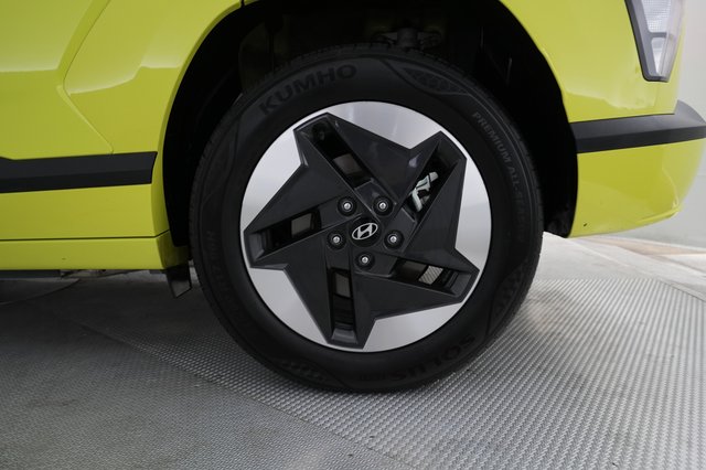 2024 Hyundai Kona — photo 15 of 23