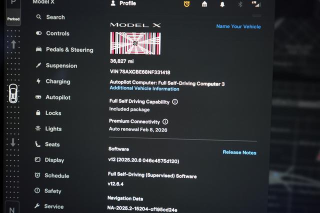 2022 Tesla Model X — photo 5 of 24