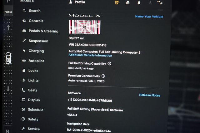 2022 Tesla Model X — photo 5 of 24