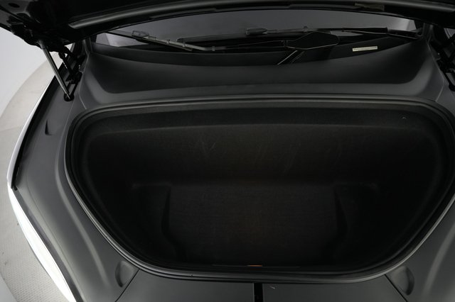 2022 Tesla Model X — photo 22 of 24