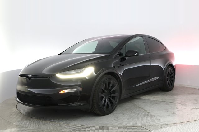 2022 Tesla Model X — VIN 7SAXCBE68NF331418