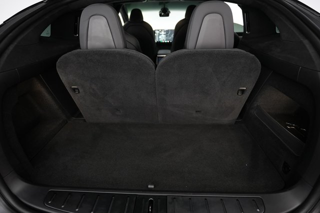 2022 Tesla Model X — photo 6 of 24