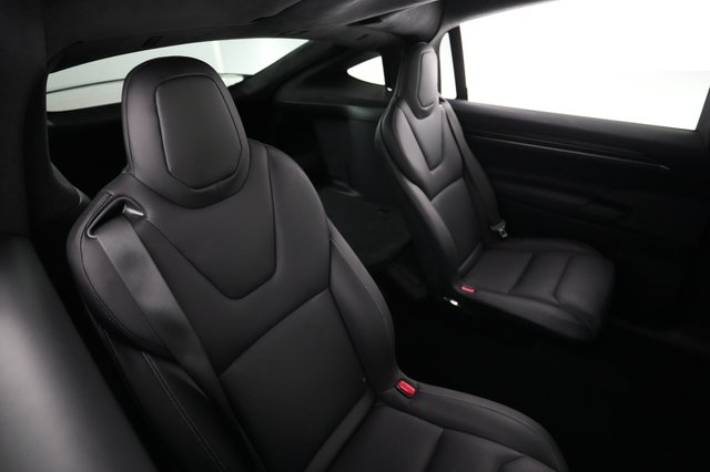 2022 Tesla Model X — photo 4 of 24