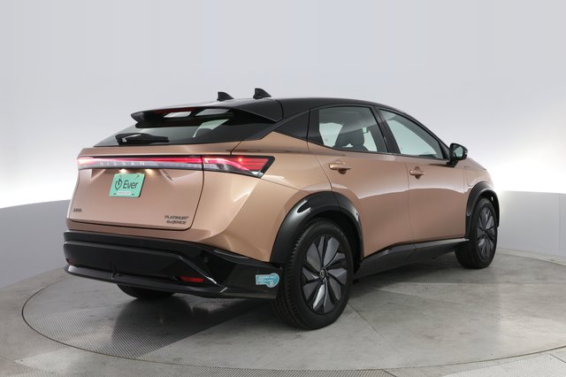 2023 Nissan Ariya — photo 2 of 22