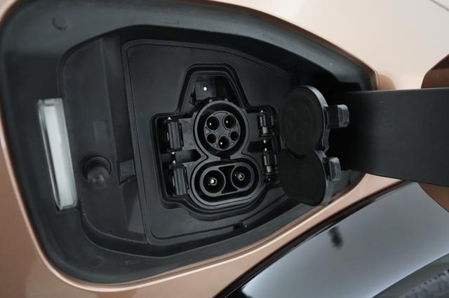 2023 Nissan Ariya — photo 8 of 22