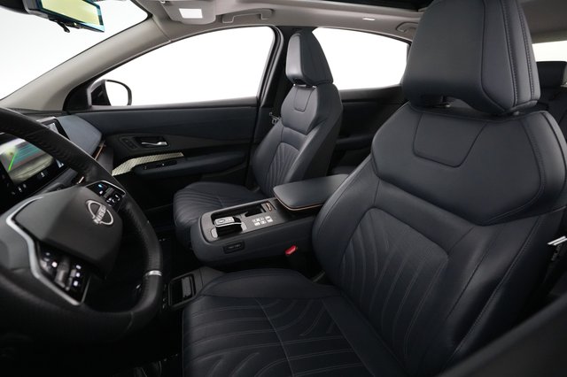 2023 Nissan Ariya — photo 3 of 22