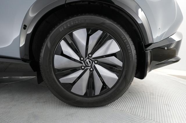 2023 Nissan Ariya — photo 7 of 22