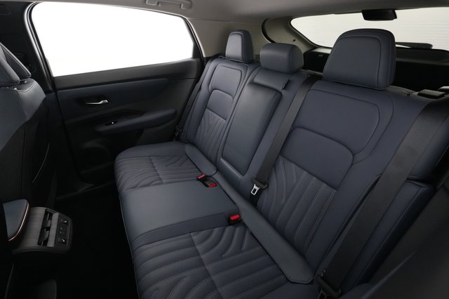 2023 Nissan Ariya — photo 18 of 22