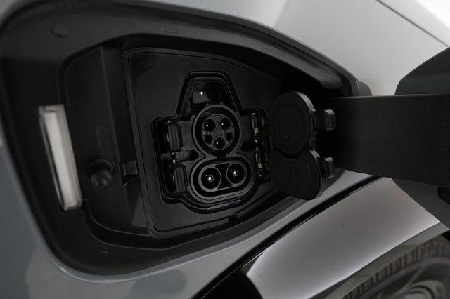 2023 Nissan Ariya — photo 8 of 22