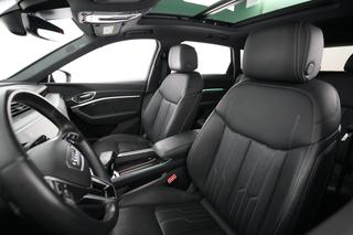2022 Audi e-tron — photo 3 of 22