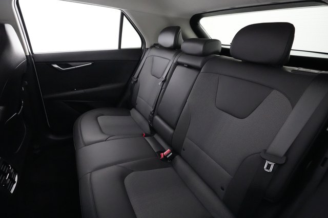 2024 Kia Niro EV — photo 18 of 21