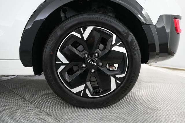 2024 Kia Niro EV — photo 7 of 21