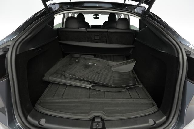 2023 Tesla Model Y — photo 6 of 22