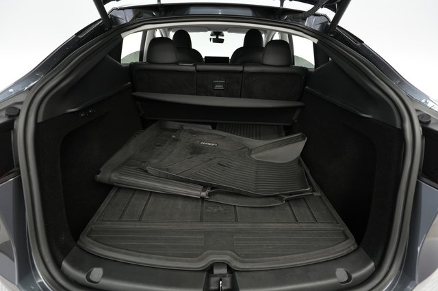 2023 Tesla Model Y — photo 6 of 22