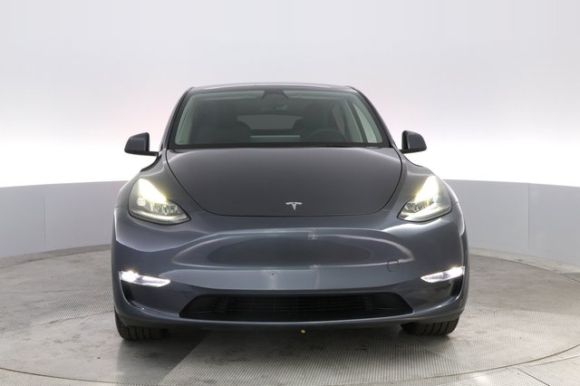 2023 Tesla Model Y — photo 9 of 22