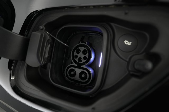 2022 Polestar 2 — photo 8 of 21