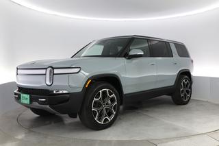 2024 Rivian R1S — VIN 7PDSGBBA4RN042766