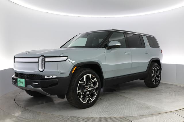2024 Rivian R1S — VIN 7PDSGBBA4RN042766