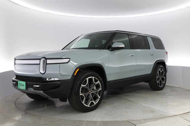 2024 Rivian R1S — VIN 7PDSGBBA4RN042766